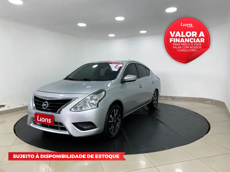 Nissan Versa 1.6 16V Unique (Flex)