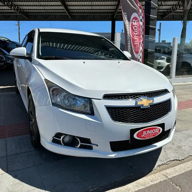 Carro Chevrolet Cruze Sport6 2014 LT 1.8 16V Ecotec (Flex)