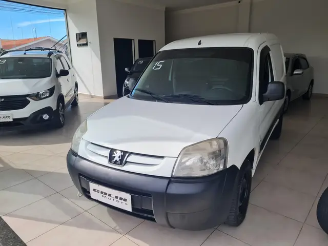 Carro Peugeot Partner 2015 Furgão Porta Lateral 1.6 16V (Flex)