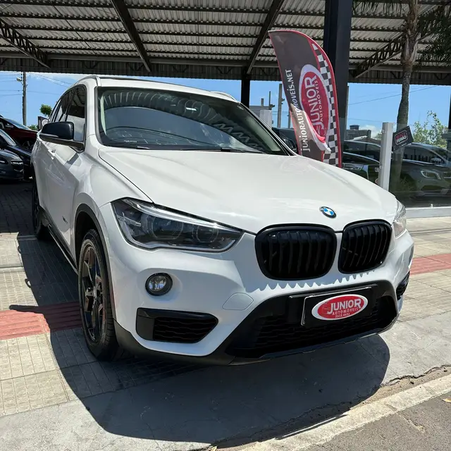 Carro BMW X1 2016 2.0 sDrive20i GP ActiveFlex