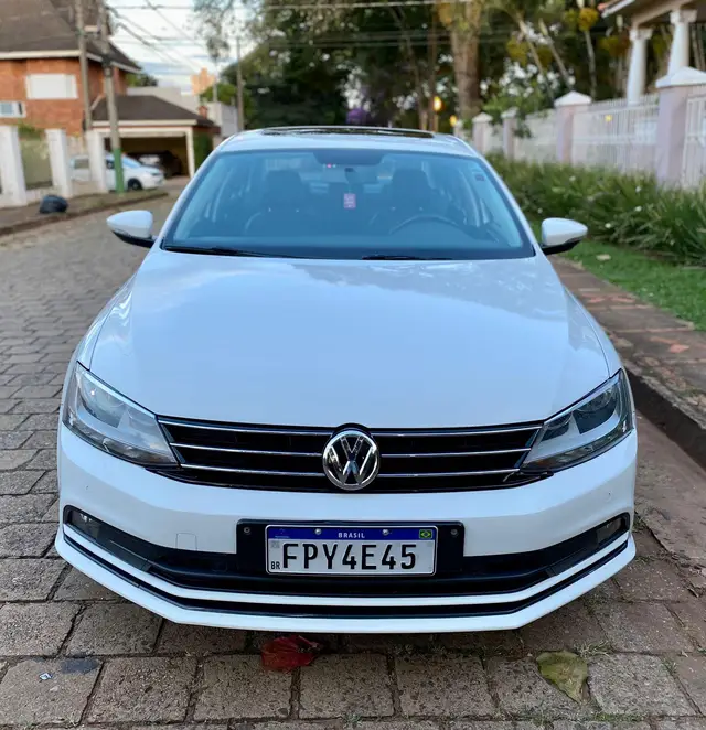 Carro Volkswagen Jetta 2015 2.0 TSI Highline DSG