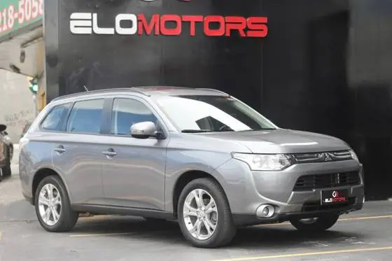 Carro Mitsubishi Outlander 2015 2.0 16V CVT