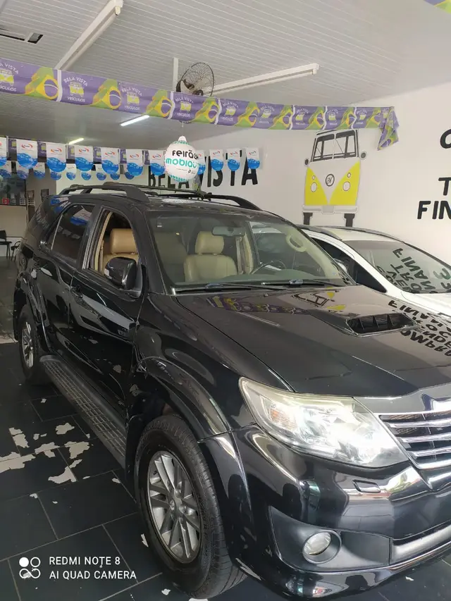 Carro Toyota Hilux SW4 2012 3.0 TDI 4x4 SR 5L (Aut)