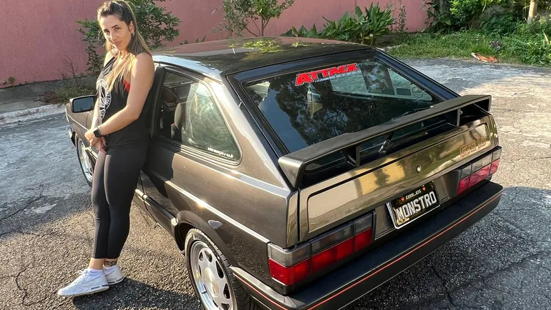Ela teve VW Gol GTS roubado, encontrou depenado e iniciou reforma da vida