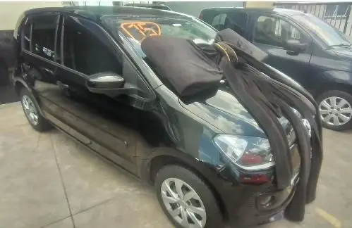Carro Volkswagen Up! 2015 1.0 12v E-Flex move up! 4p