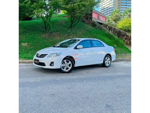Toyota Corolla 2.0 XEi Multi-Drive S (Flex)