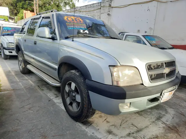 Carro Chevrolet S10 Cabine Dupla 2006 S10 Advantage 4x2 2.4 (Cab Dupla)