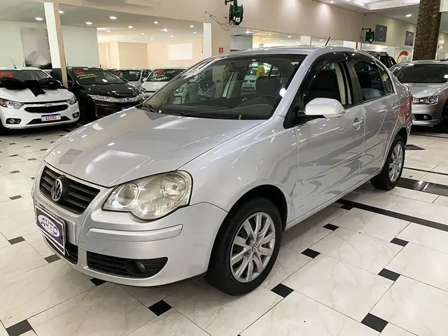 Carro Volkswagen Polo Sedan 2011 Comfortline 1.6 8V (Flex)