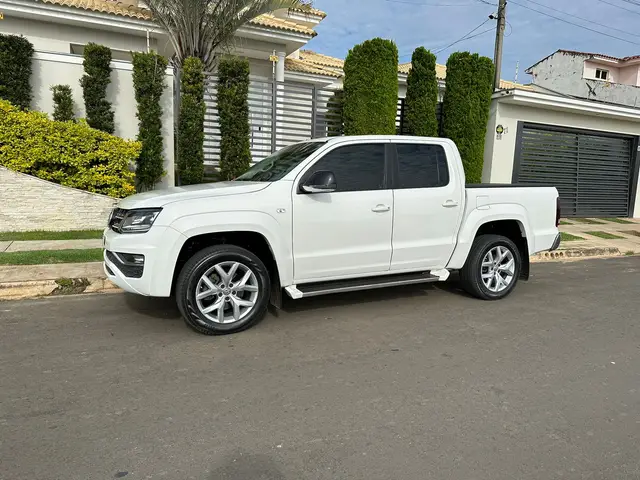 Carro Volkswagen Amarok 2018 3.0 CD 4x4 TDi Highline (Aut)