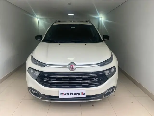 Carro Fiat Toro 2018 Volcano 2.0 diesel AT9 4x4