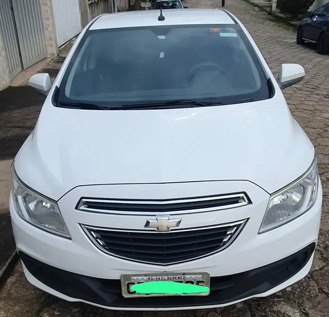 Carro Chevrolet Onix 2013 1.0 LT SPE/4
