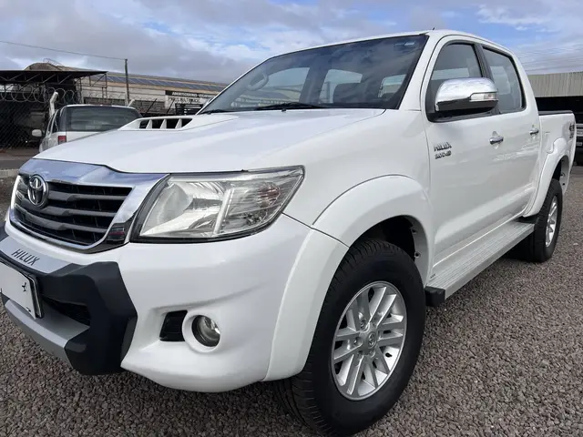 Carro Toyota Hilux Cabine Dupla 2015 Hilux 3.0 TDI 4x4 CD SRV (Diesel)