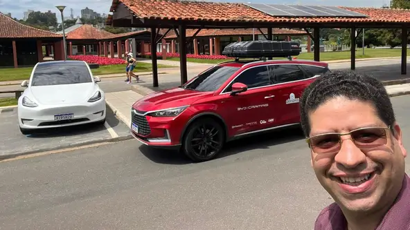 Empresário viajou do Ceará ao Rio Grande do Sul junto com um amigo em um Tesla Model Y e um BYD Tan, e teve até que instalar carregador por conta própria no caminho 