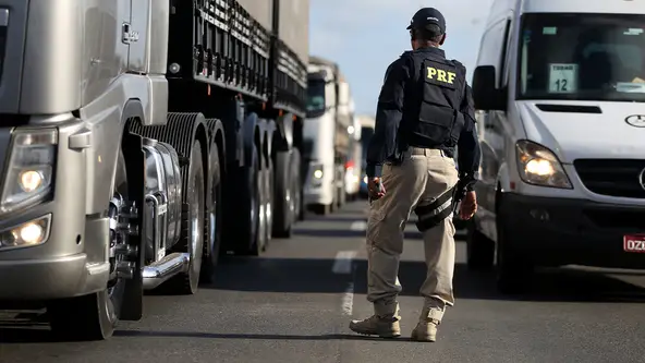 Conheça as multas que mais pesam no bolso e na pontuação da CNH dos motoristas 