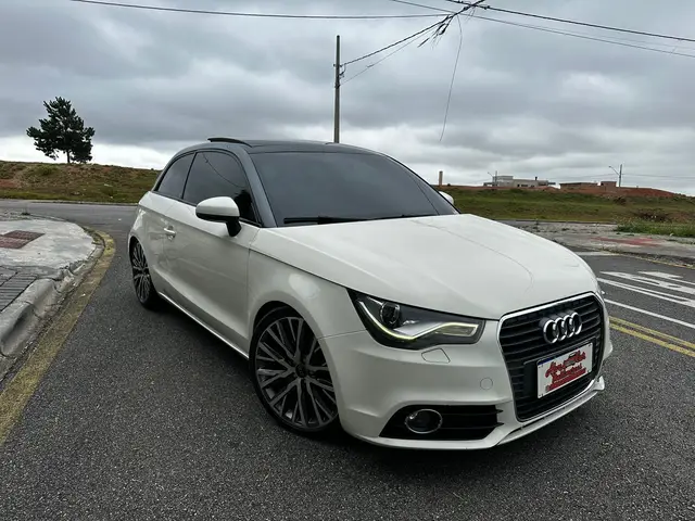 Carro Audi A1 2011 1.4 TFSI Attraction S Tronic