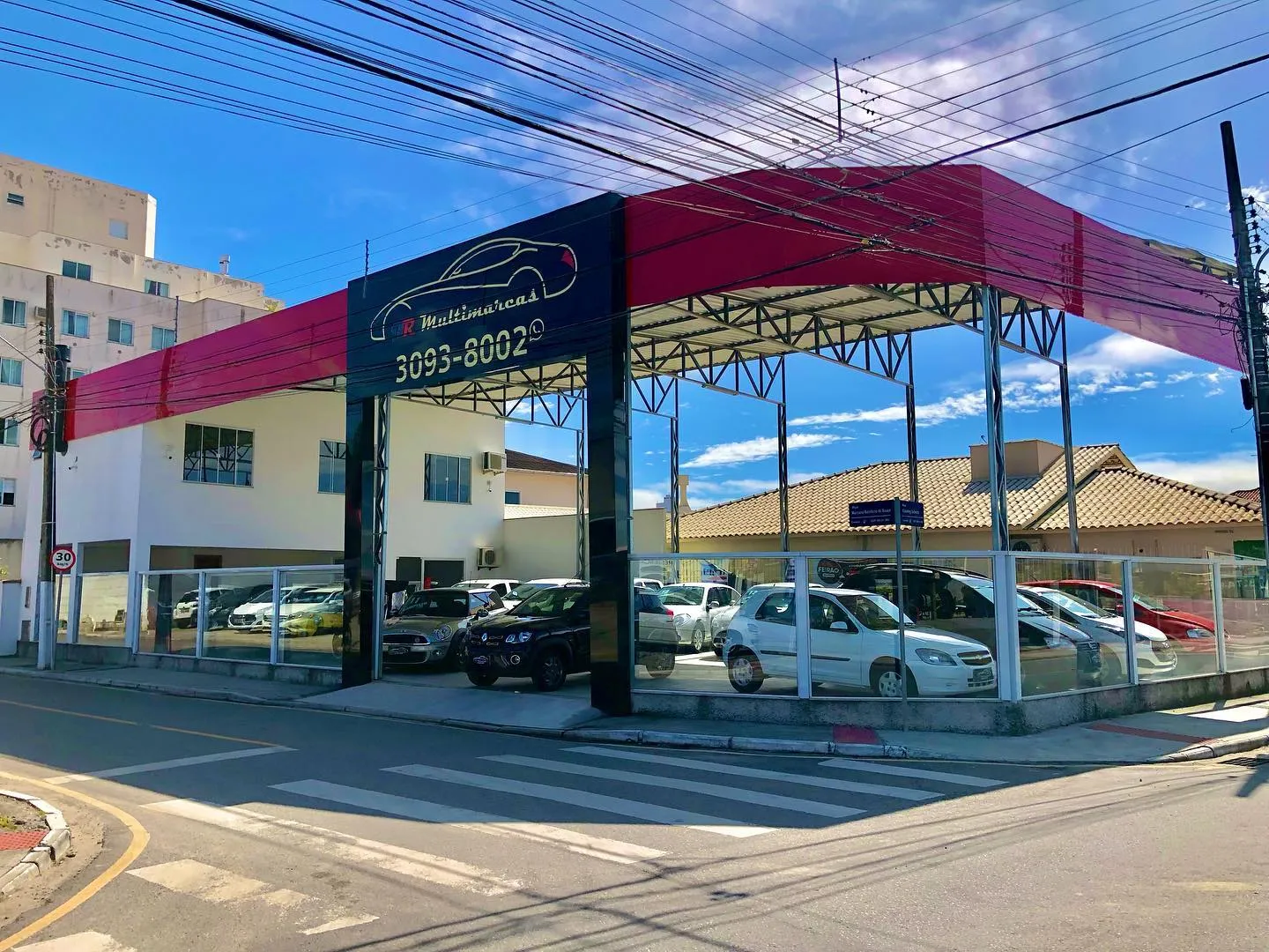 Fachada da loja Veículos à venda em JR MULTIMARCAS - Palhoça - SC | Mobiauto