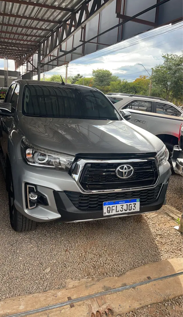 Carro Toyota Hilux Cabine Dupla 2018 Hilux 2.8 16v TDI SRV CD 4x4 (Aut)