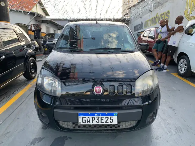 Carro Fiat Uno 2016 Way Celeb. 1.0 8V (Flex) 4p