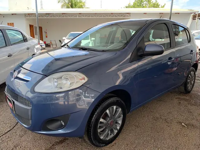 Carro Fiat Palio 2014 Attractive 1.0 8V (Flex)