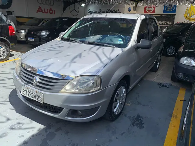 Carro Renault Logan 2011 Expression 1.6 8V Hi-Torque (flex)