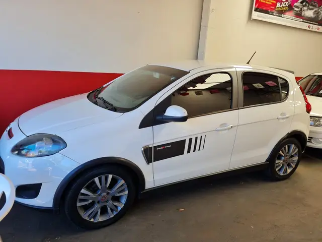Carro Fiat Palio 2014 Sporting 1.6 16V (Flex)