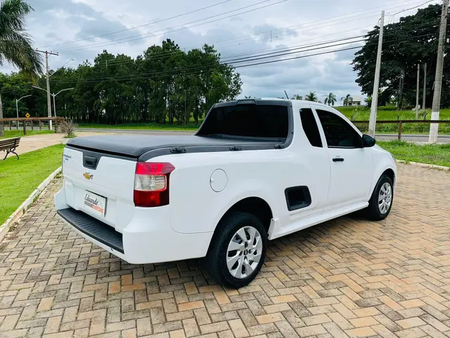 Carro Chevrolet Montana 2020 LS 1.4 (Flex)