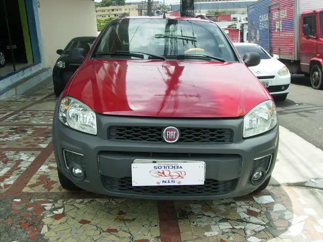Carro Fiat Strada 2015 Working 1.4 (Flex) (Cabine Dupla)