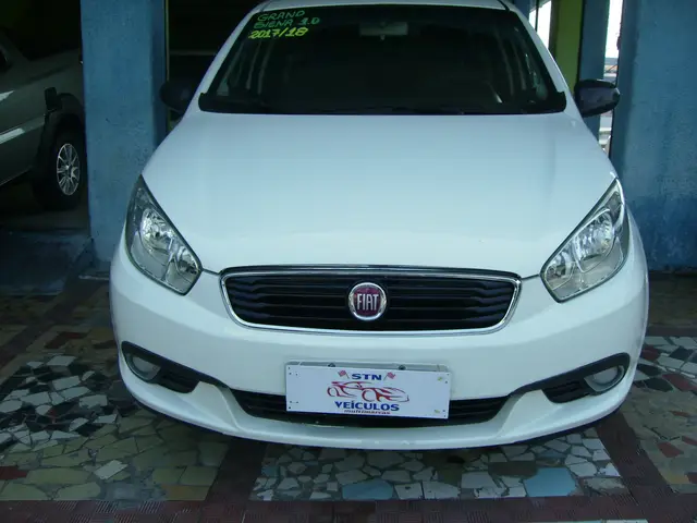 Carro Fiat Grand Siena 2018 Attractive 1.0 (Flex)
