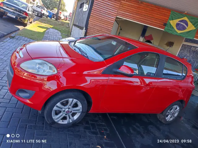 Carro Fiat Palio 2012 Essence 1.6 16V (Flex)