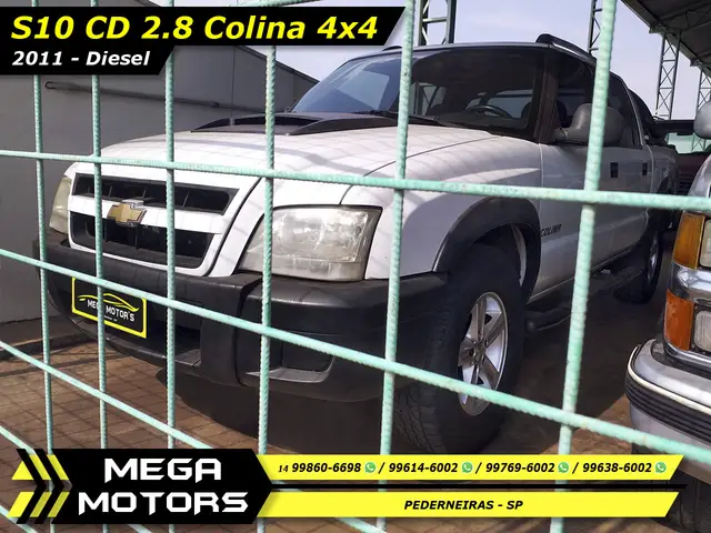 Carro Chevrolet S10 Cabine Dupla 2011 S10 Colina 4x4 2.8 Turbo Electronic (Cab Dupla)