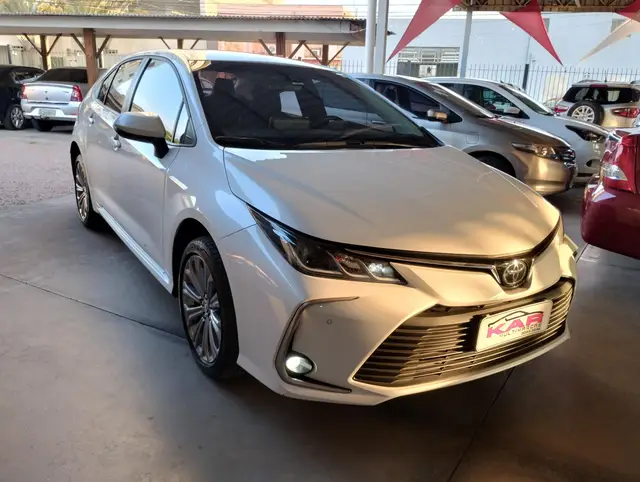 Carro Toyota Corolla 2023 XEi 2.0 Flex