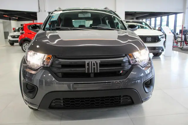 Carro Fiat Mobi 2025 Trekking 1.0