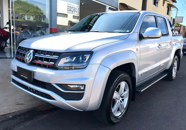 Carro Volkswagen Amarok 2017 2.0 CD 4x4 TDi Highline (Aut)
