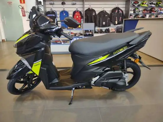 Carro Yamaha Neo 125 2024 UBS