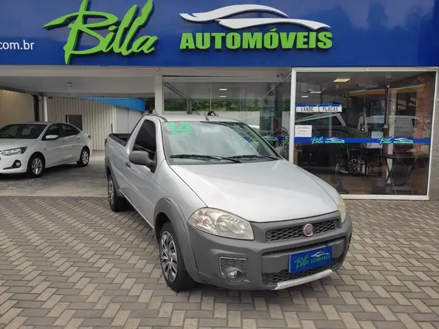 Carro Fiat Strada 2014 Working 1.4 (Flex)