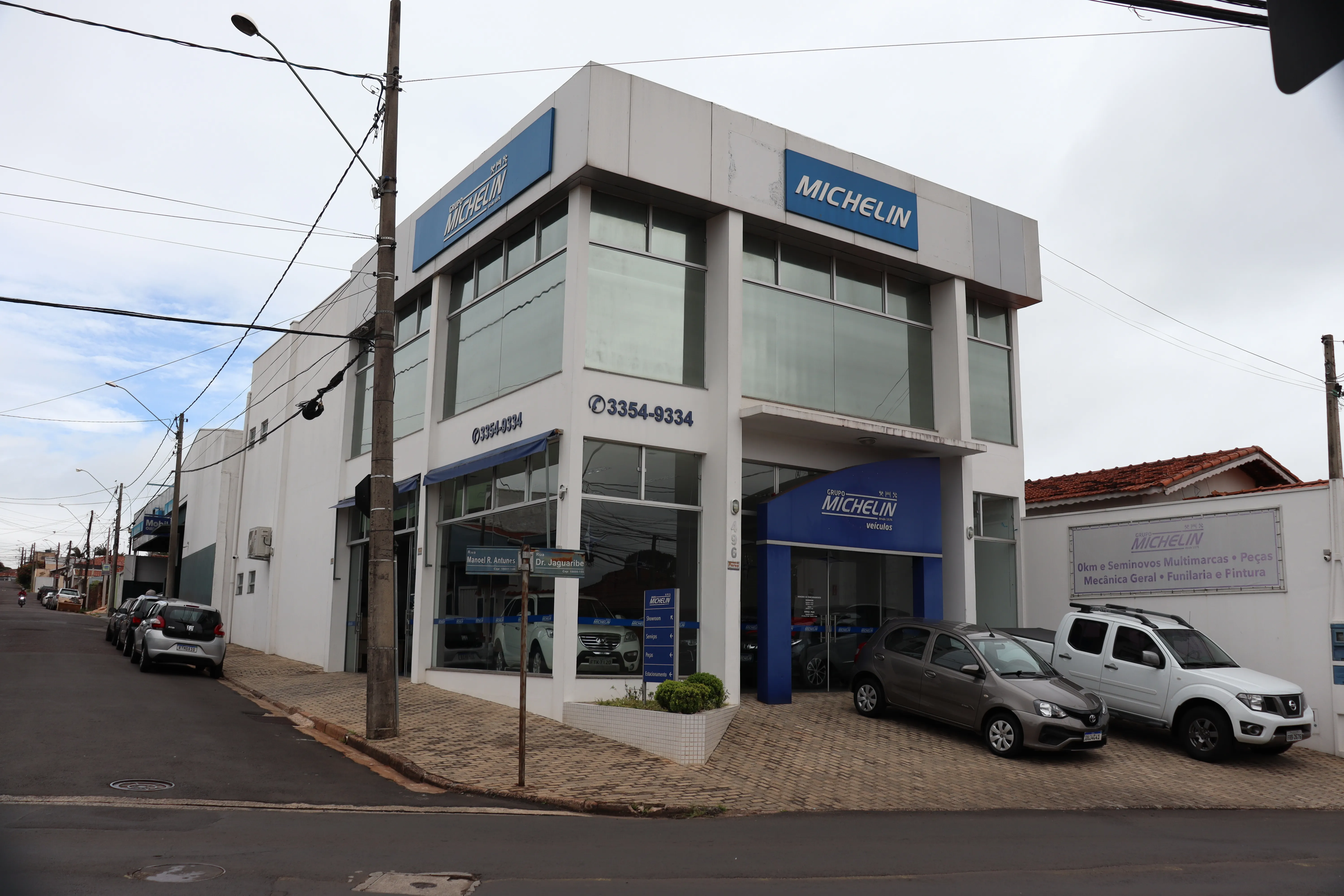 Fachada da loja Veículos à venda em Grupo Michelin - Botucatu - SP | Mobiauto