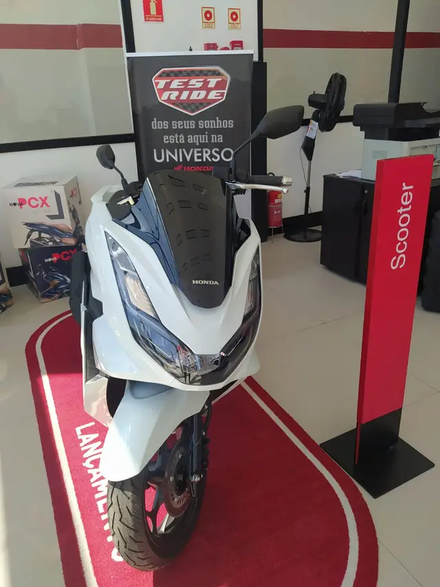 Carro Honda PCX 160 2023 ABS