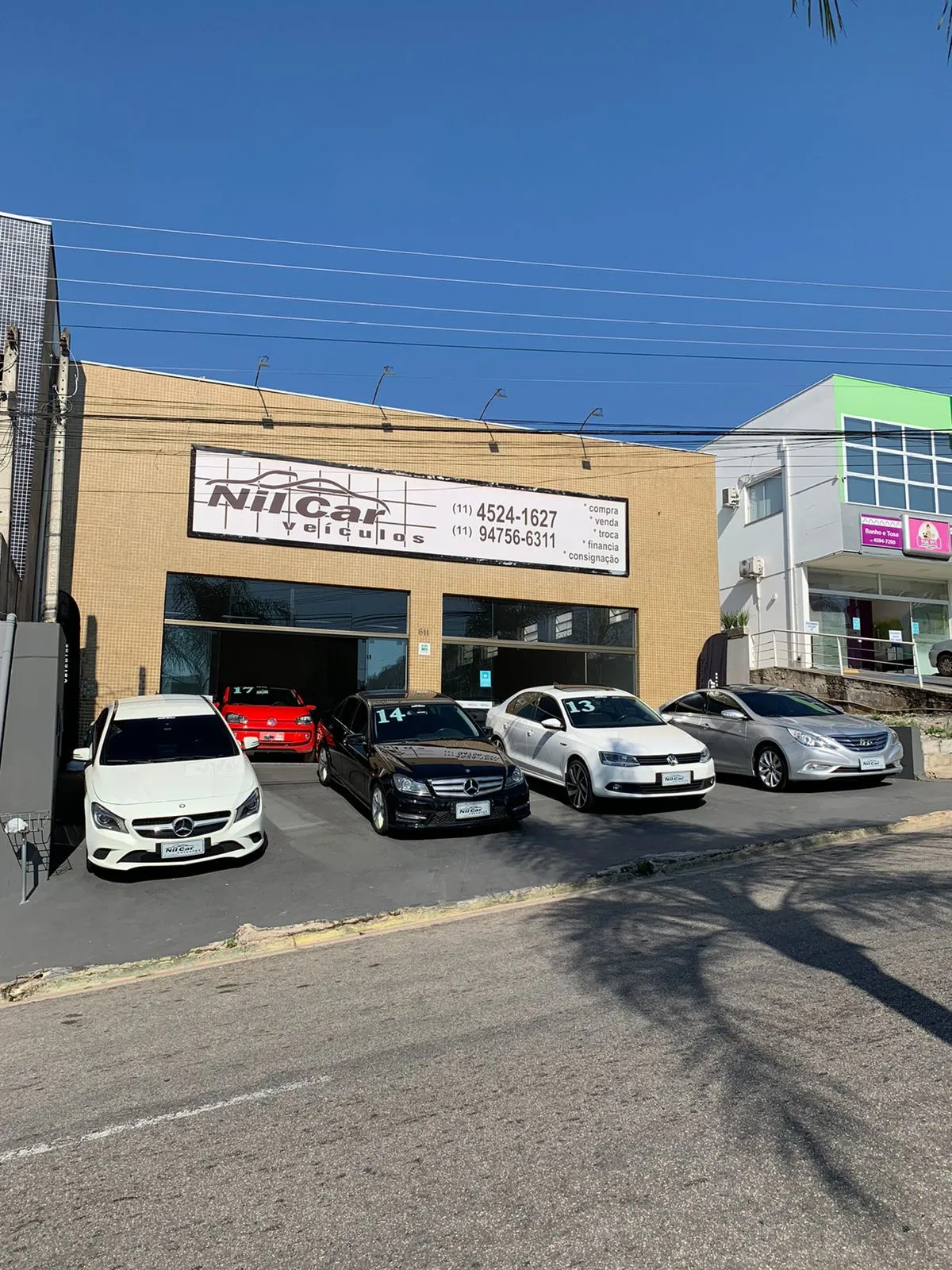 Fachada da loja Veículos à venda em Nilcar Veiculos - Itatiba - SP | Mobiauto