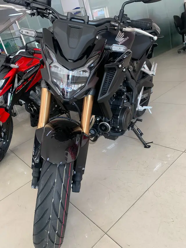 Carro Honda CB 500F 2023 (ABS)