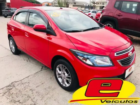 Carro Chevrolet Onix 2013 1.4 LT SPE/4