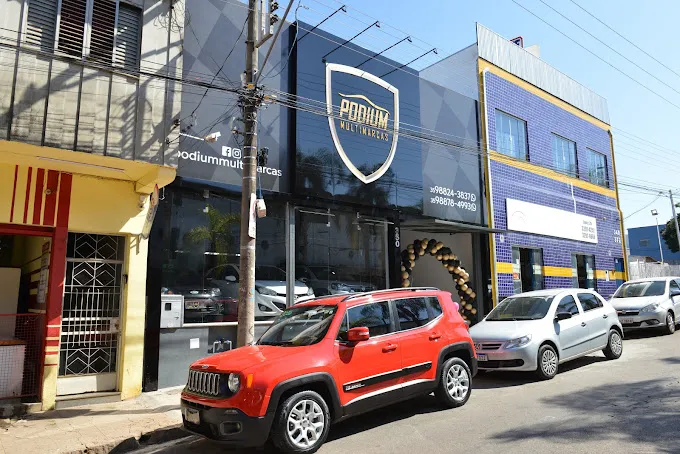 Fachada da loja PODIUM MULTIMARCAS - Alfenas - MG