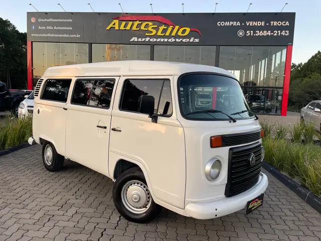 Carro Volkswagen Kombi Furgão 2013 Kombi Furgao 1.4 (Flex)