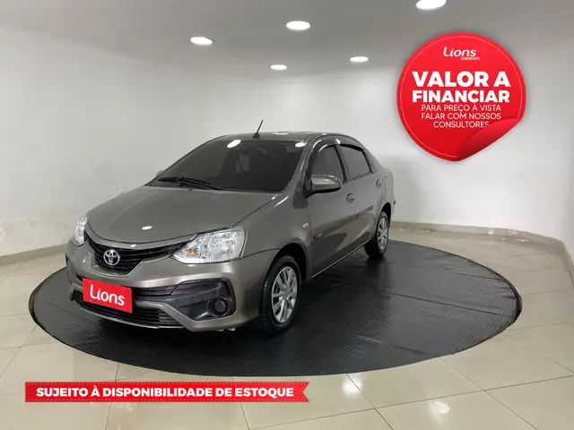 Carro Toyota Etios Sedan 2018 XLS 1.5 (Aut) (Flex)