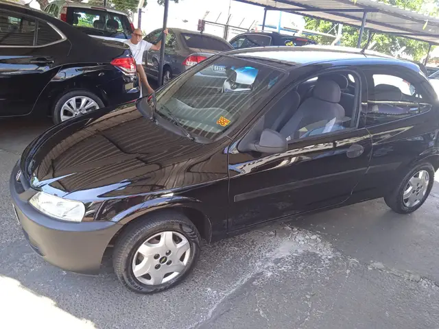 Carro Chevrolet Celta 2001 1.0