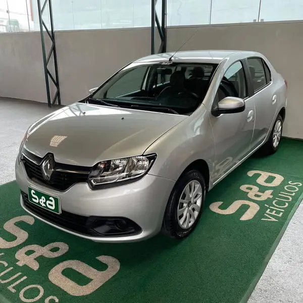 Renault Logan Expression 1.6 8V (flex)
