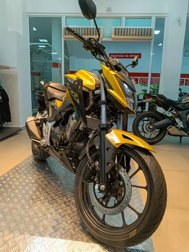 Carro Honda CB 300F Twister 2024 (ABS)