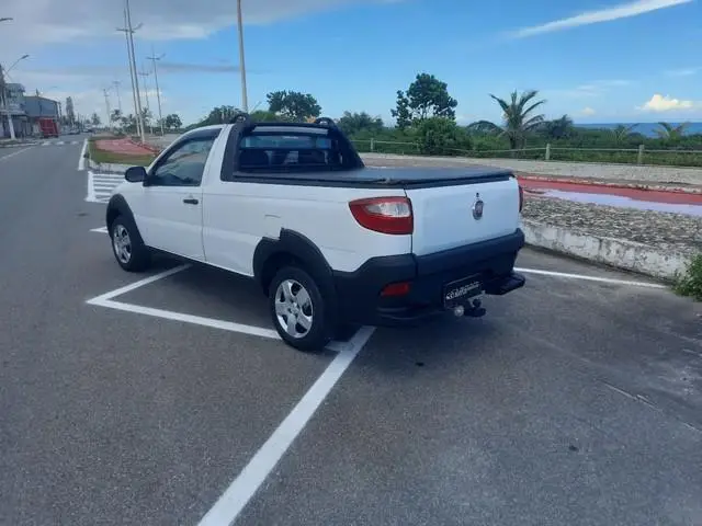 Carro Fiat Strada 2014 Working 1.4 (Flex)