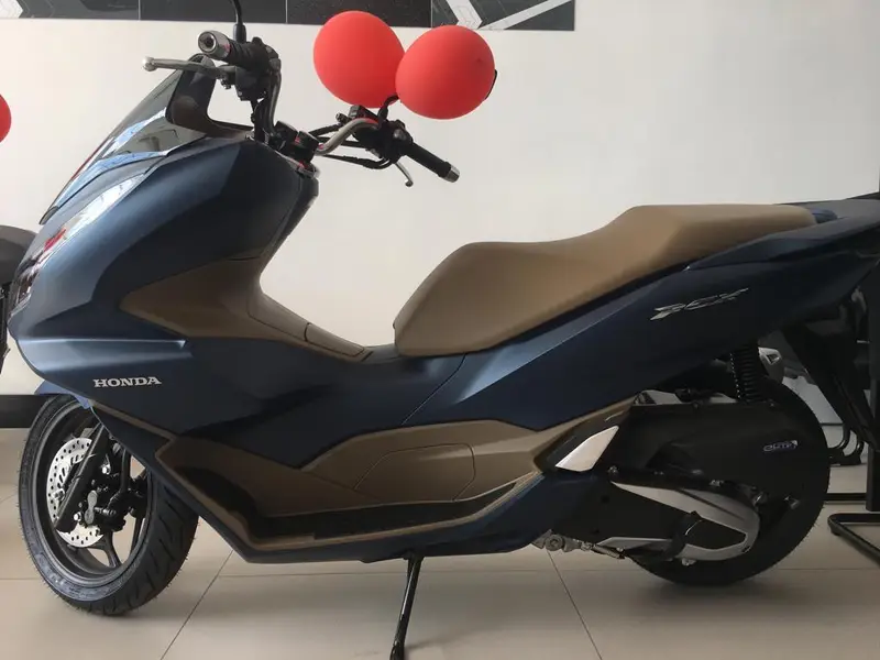 Honda PCX 160 DLX ABS