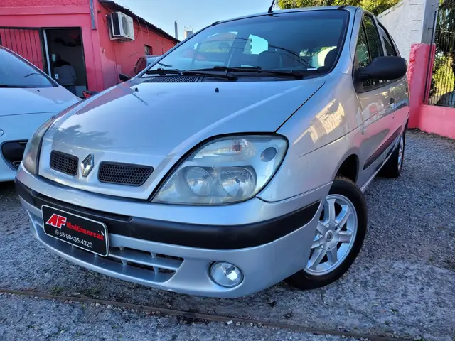 Carro Renault Scenic 2011 Scénic Authentique 1.6 16V (flex)