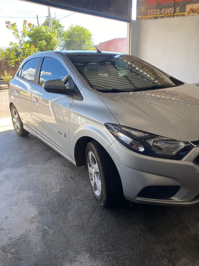 Carro Chevrolet Onix 2017 1.4 LT SPE/4